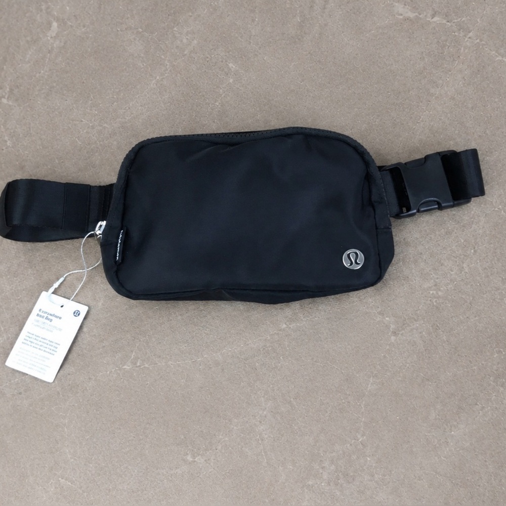 lululemon athletica Black Men's Waist Sling Bag with Buckle Strap
